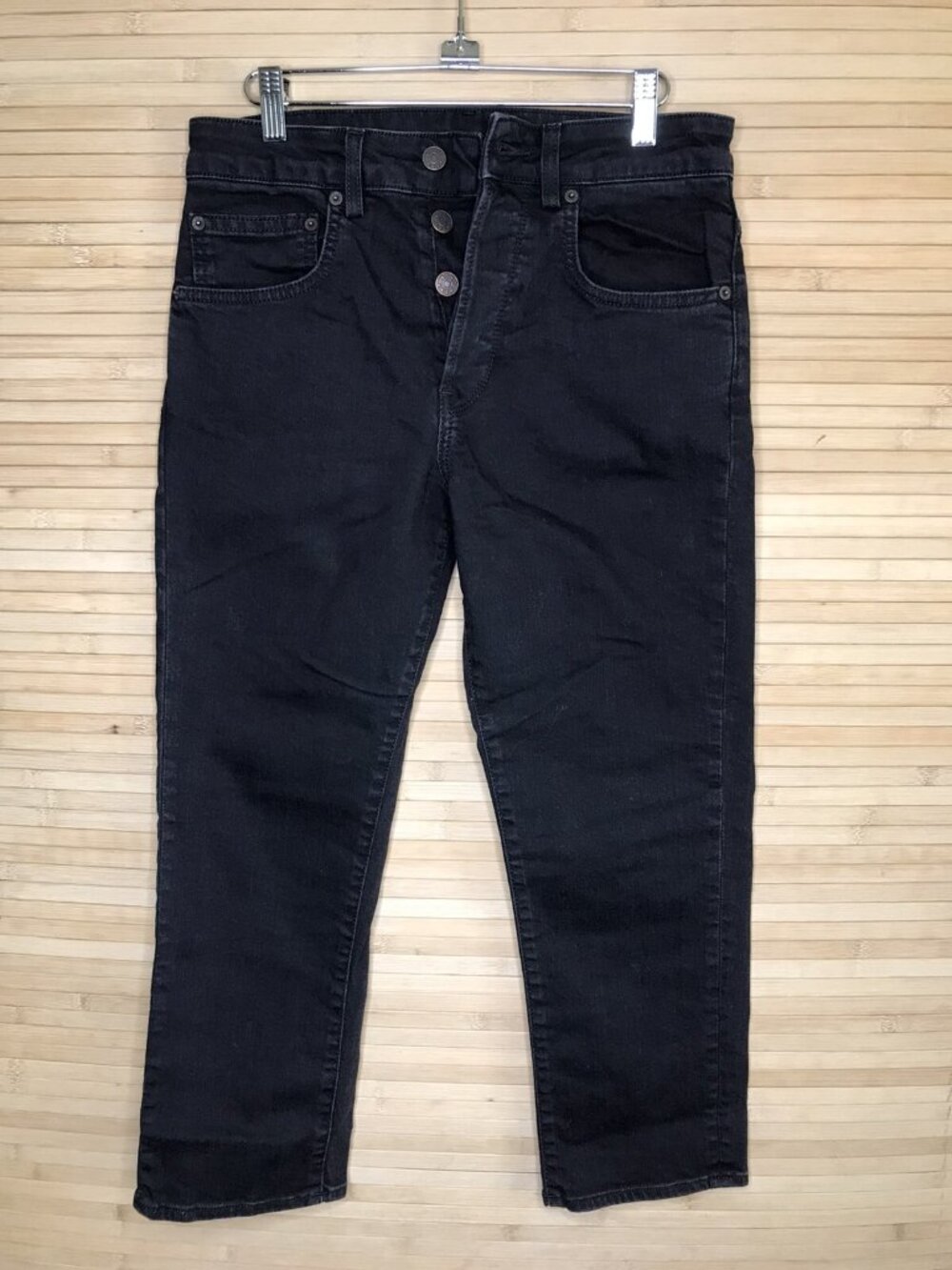 6397 shorty in black faded button fly crop shorty size 25